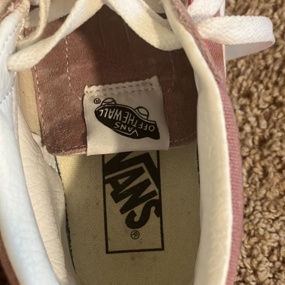 mauve and pink woman’s vans - Picture 2 of 6